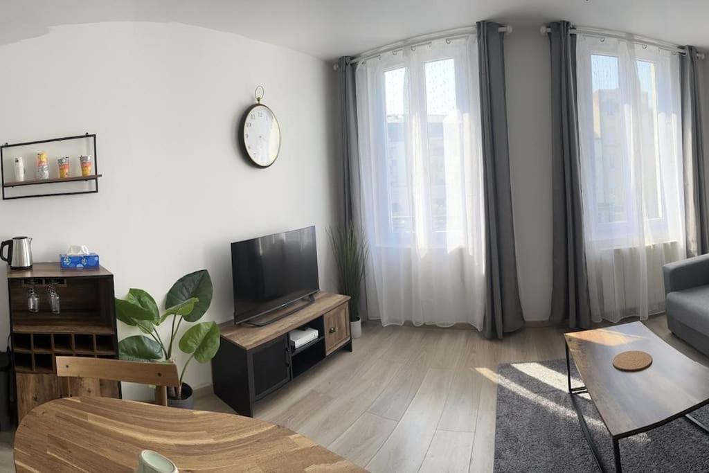 Appartement Agreable Et Confortable Pour 4 Personnes Le Havre Ngoại thất bức ảnh